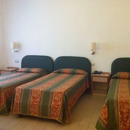 Mokinba Cristallo Hotel 3*