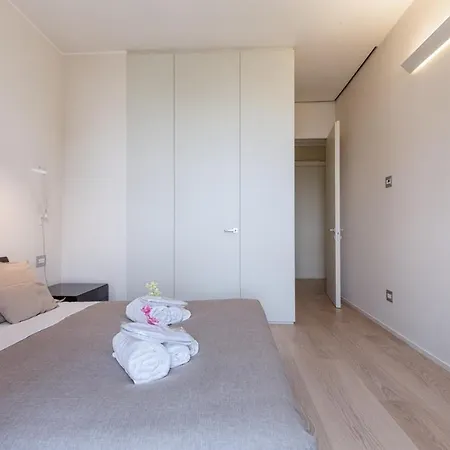 Stylish Elegant In Torre Solaria With Exclusive Milan's View * 米兰