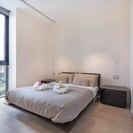 Stylish Elegant In Torre Solaria With Exclusive Milan's View * 米兰