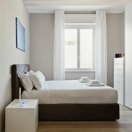 Apartment Italianway Easy - Largo Allegri 4 Milan