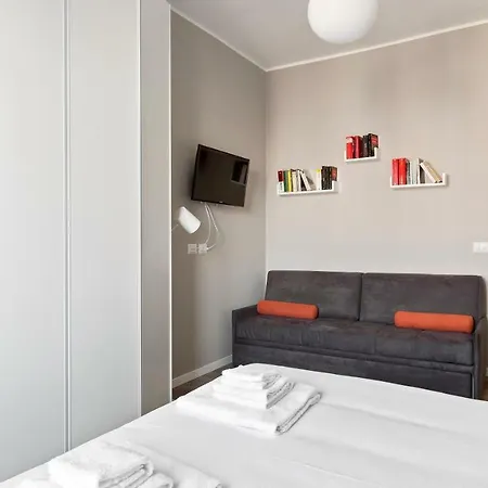 Italianway Easy - Largo Allegri 4 Milan