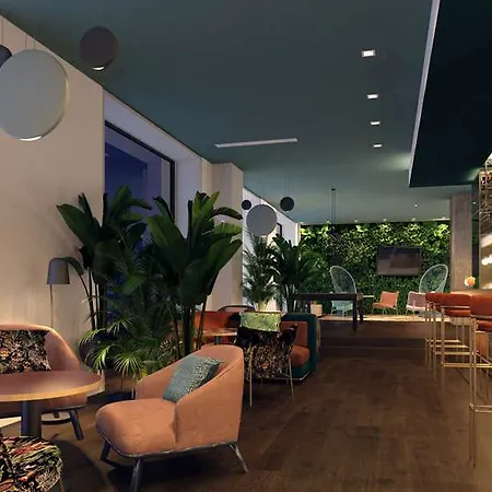 Hotel Nh Collection Touring 4*