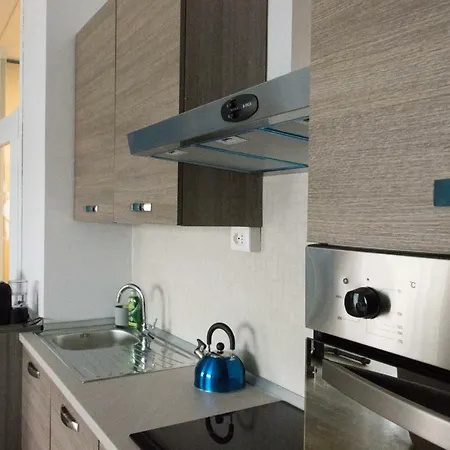 Amy Apartments, Sanzio 7 Apartment
