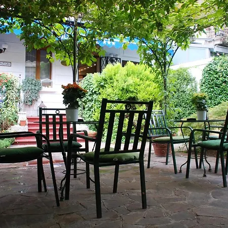 Bagliori 3* Milano