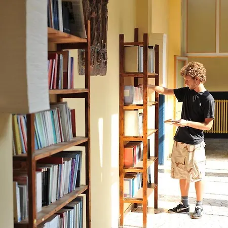 Ostellolinda * Mediolan