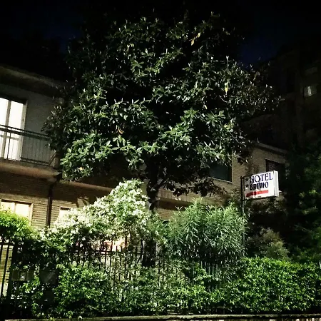 Hotel Brivio 2*