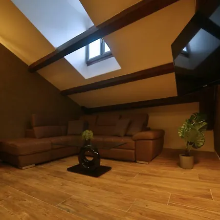 Apartmán Moscova Attic Near Duomo