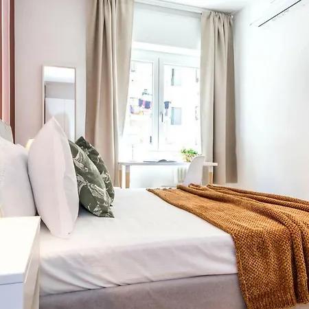Joivy Bright For 4 Next To Life Apartamento