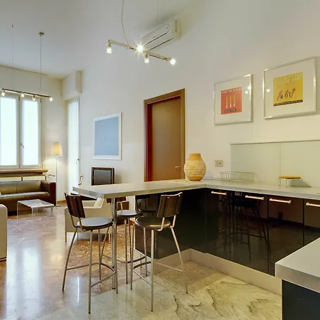 Milan Apartment Rental * Mediolan