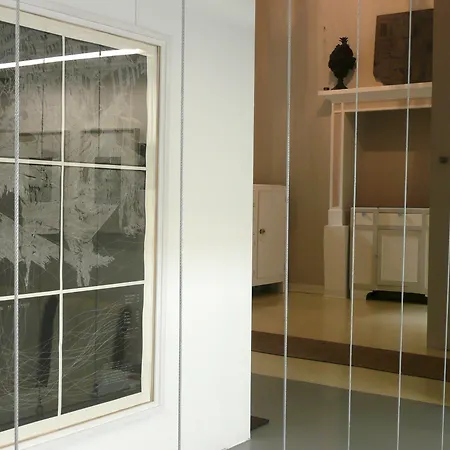 Gæstehus Rosso Segnale Milano