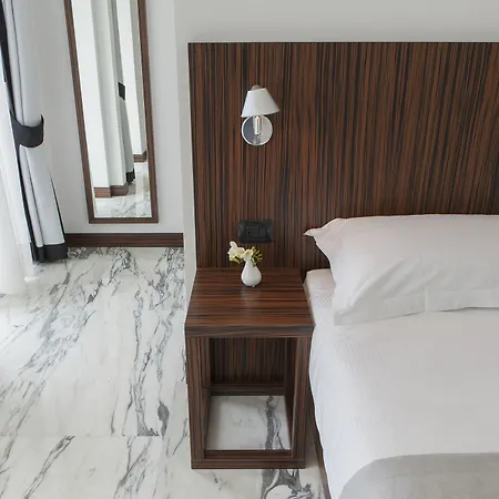 My Bed Montenapoleone Gasthof 2*