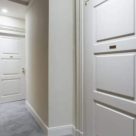 招待所 Household Settembrini 4*