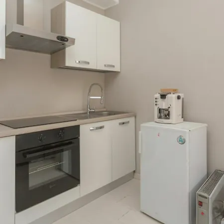 Short Rent * מילאנו