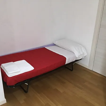 Διαμέρισμα Red Line