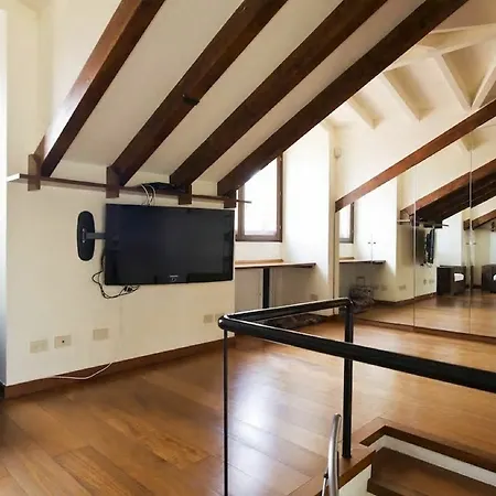 Rentopolis Borsieri 11- Isola Apartment