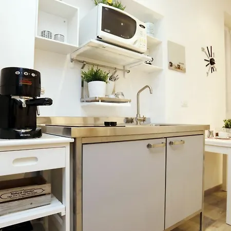 Hintown Casa Tiziana Apartment *