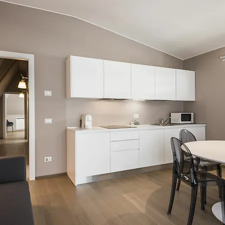 Myplace Corso 11 아파트 밀라노