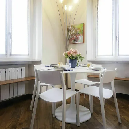San Babila - Rentclass Albatros Apartamento Milán