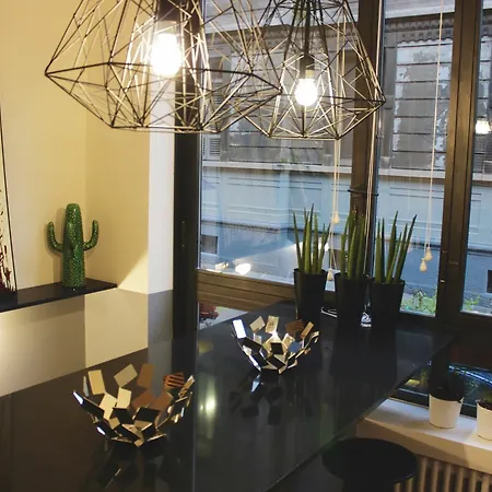 Rossosegnale Loft * ミラノ