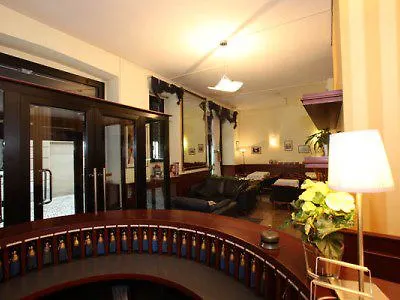 Hotell Genius Downtown 3*