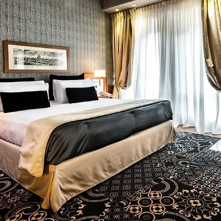 فندق دي كافاليري 4*