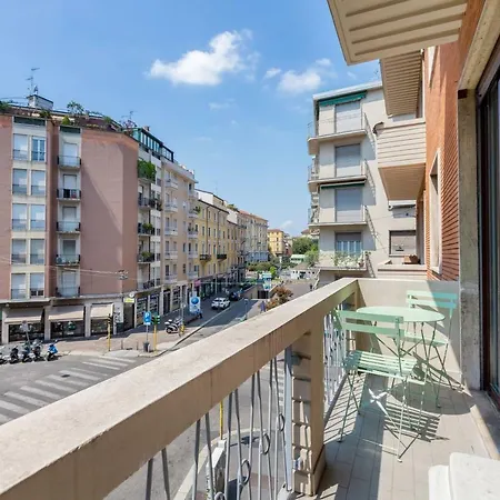 Sempione Balcony Flat Apartment *