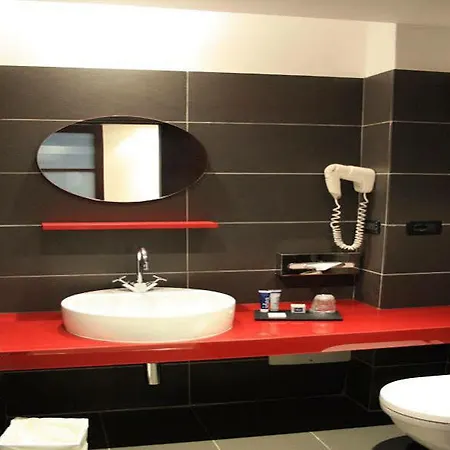 Hotel Ih Watt 13 Milan