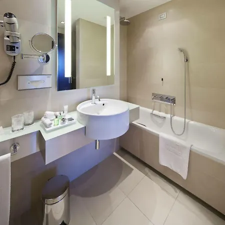 Tivoli President Hotel