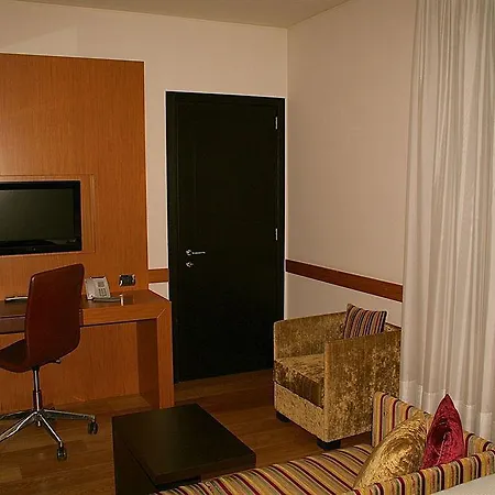 Szálloda Starhotels Tourist