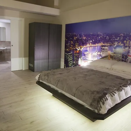 Seven Отель Милан