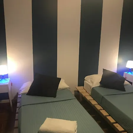 I Am Here - Gioia 71 Guest house