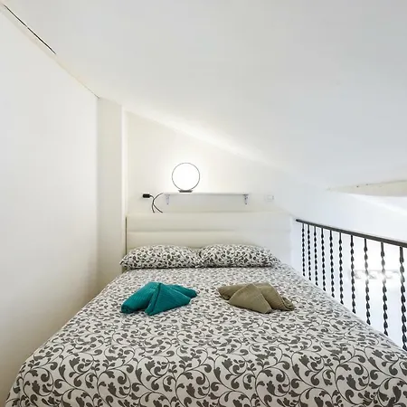 Primopiano - Schiaparelli B Flat ميلان