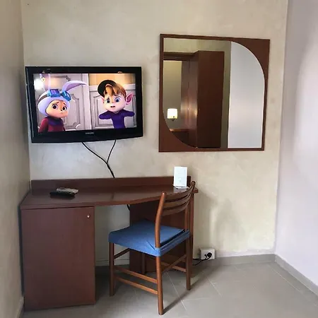 Aurora Hotel