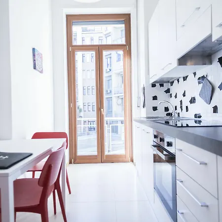 Hemeras Boutique Homes - Design Near Duomo Cathedral