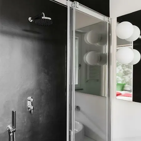 Apartment Vivere Isola Milan