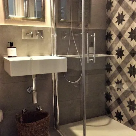 Tiare Guest house