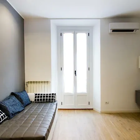 P&d Navigli - Porta Genova Milan