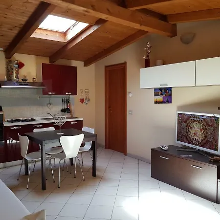 Apartment Andrea's - Chiasserini Milan