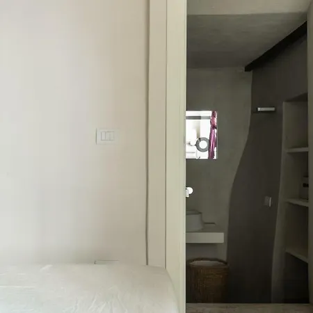 Le Scuderie Di Sant'ambrogio Apartment *