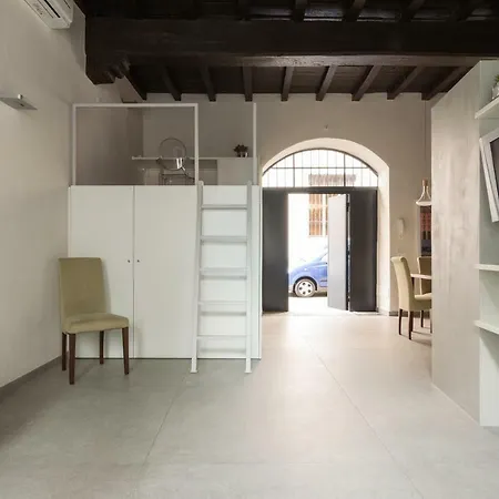Le Scuderie Di Sant'ambrogio * Milan
