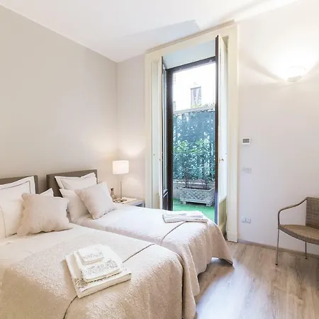 דירה Lux & Garden In *