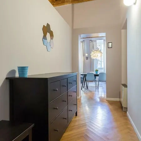 Cosy 2 Minutes From Duomo Apartament Mediolan
