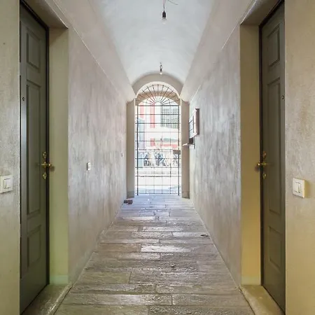 Cosy 2 Minutes From Duomo