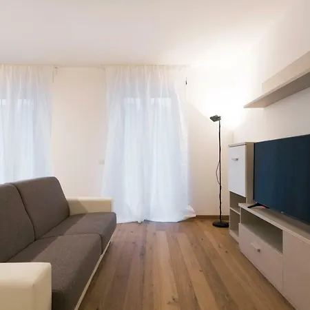 Bruni Flat * Μιλάνο