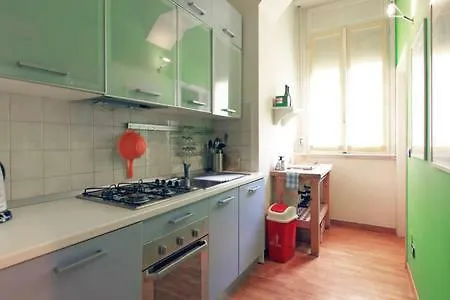 Centro Storico Corso Magenta Cadorna アパート ミラノ