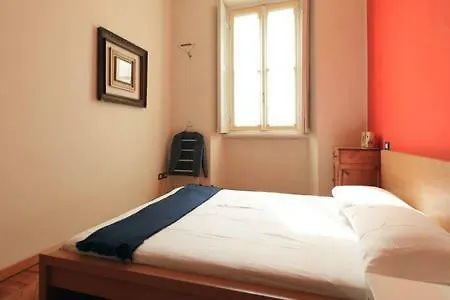 Centro Storico Corso Magenta Cadorna ミラノ