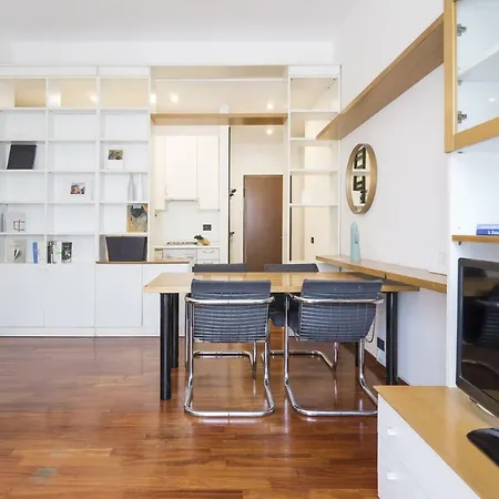 Apartman Hacca Collection - Bocconi, Navigli 1br Milánó