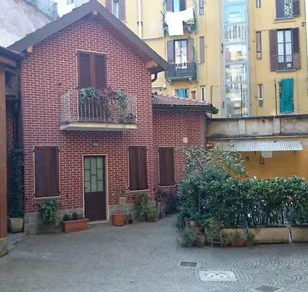 Double In Zona Citta Studi Appartement