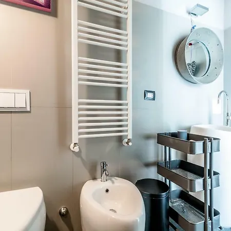3br 2bt - Naviglio Апартаменты
