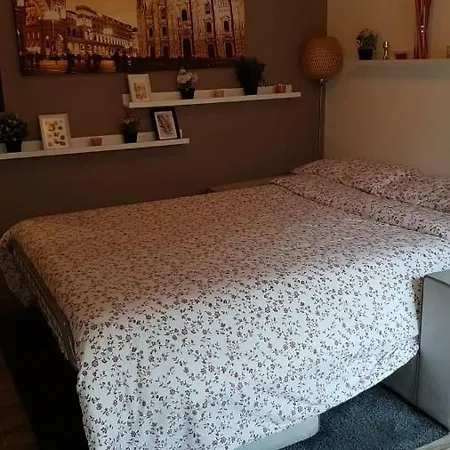 Apartment Maciachini M3 *